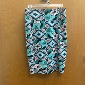 Green and pink Minnie Mouse skirt. Lula roe